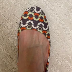 Thandos foldable shoes size 9